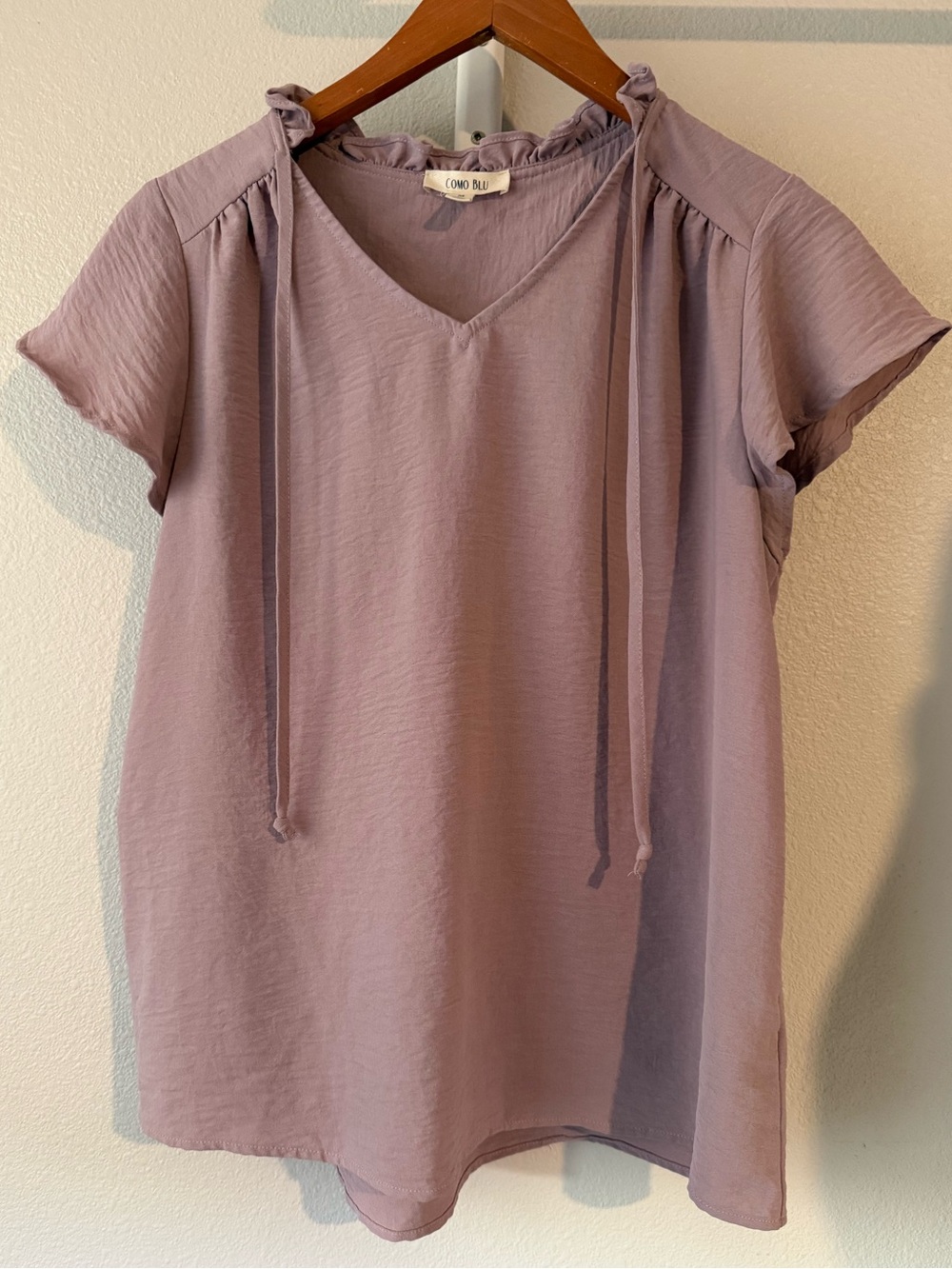 Como Blu Lavender V-Neck Short Sleeve Top